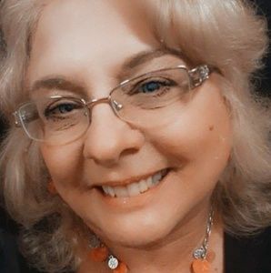 Meet your Posher, Tomi